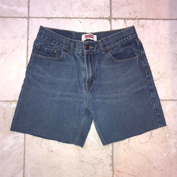 Vintage Levi’s Cut off jean denim shorts - Picture 1 of 3